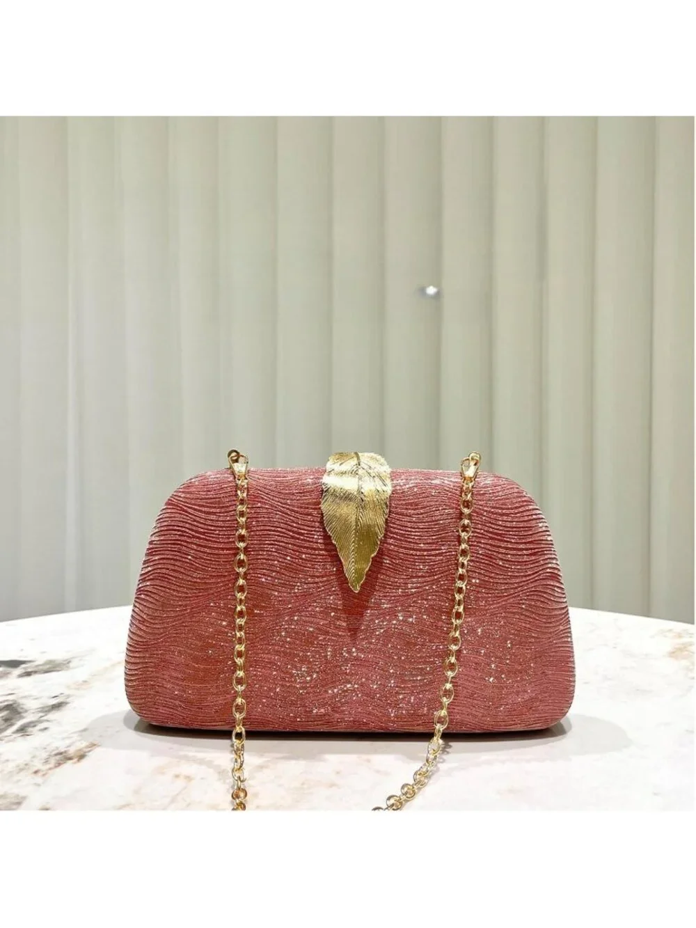 Women's Red111 Elegant Clutch Purse Metallic Leaves Clasp Banquet Evening Bag